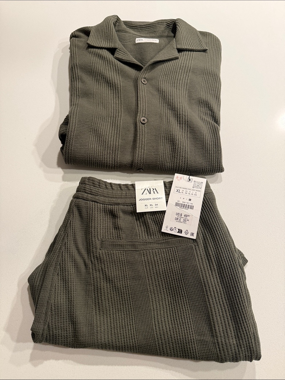 ZARA MEN’S Olive Green Waffle-Knit Button Shirt & Jogger Short Set